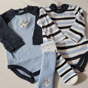 Gymboree Husky Pup Used 18-24 month bodysuits & NWT socks Set. Located A21